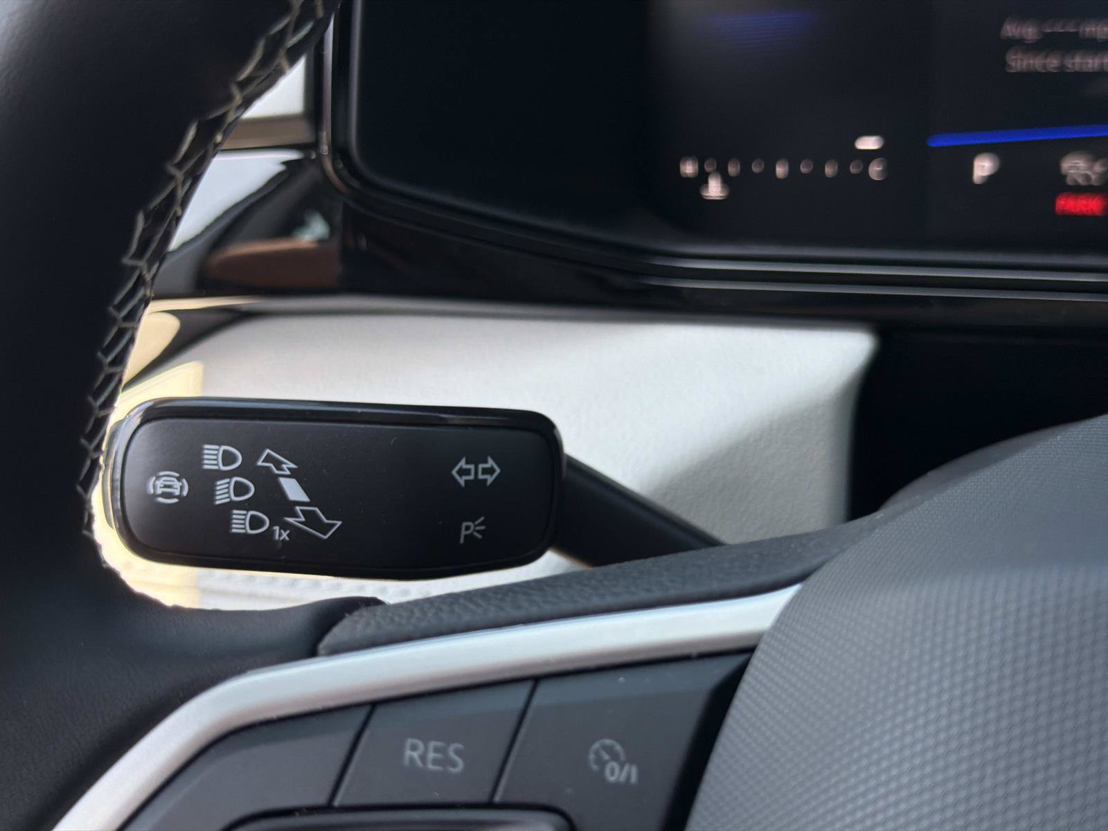 New 2026 Volkswagen Taos S FWD image 21