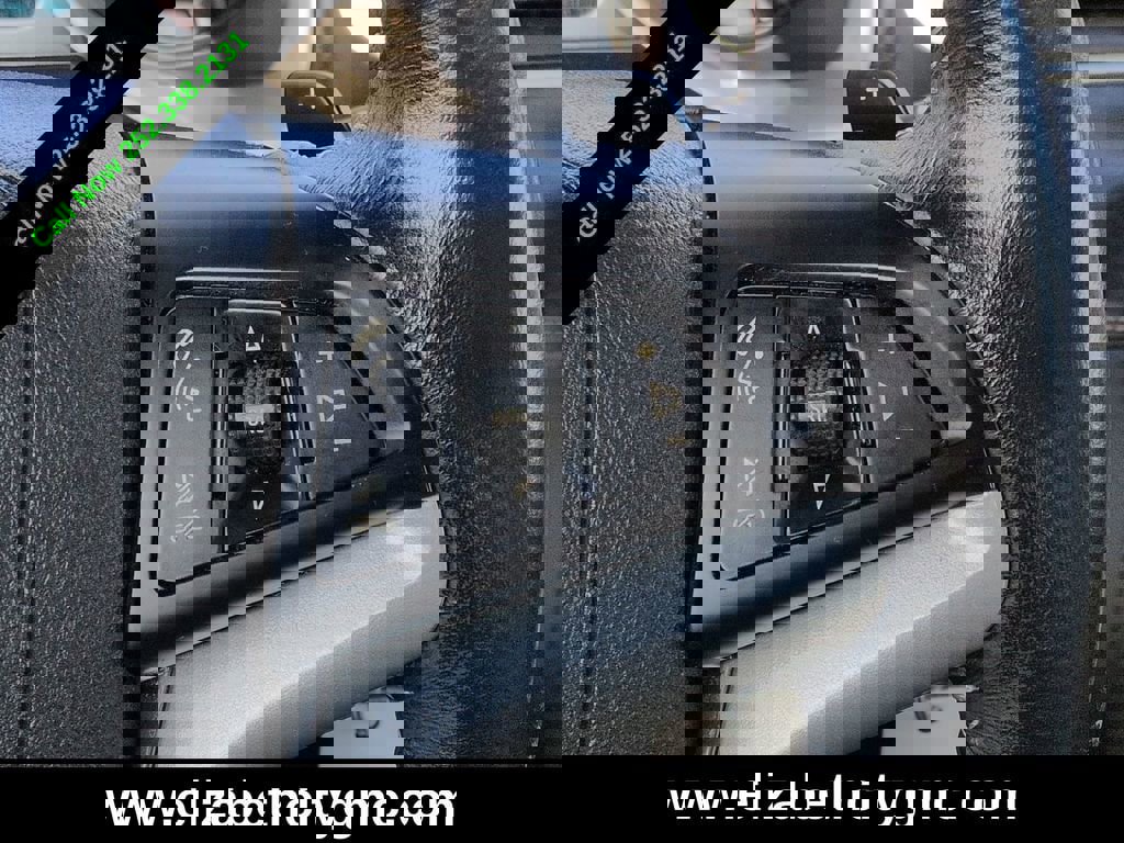 Used 2013 Chevrolet Camaro LT image 23