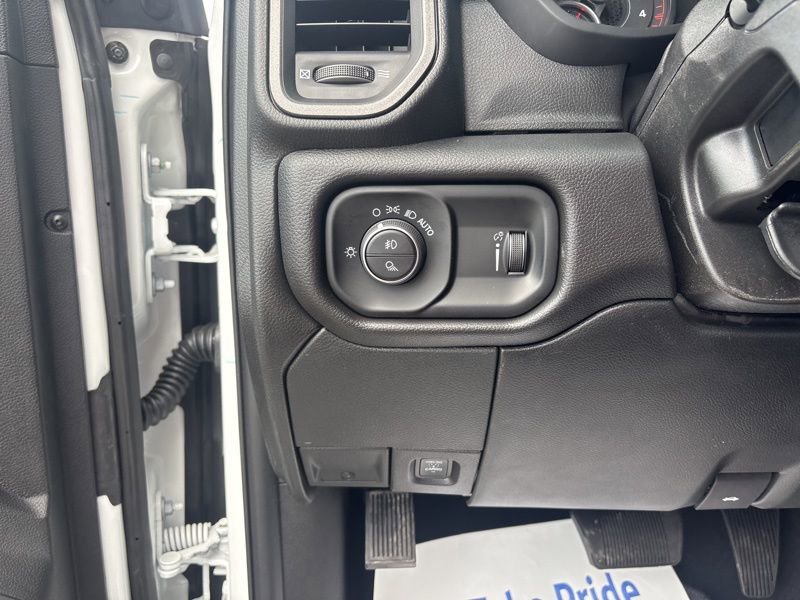 New 2025 RAM 2500 Tradesman image 17