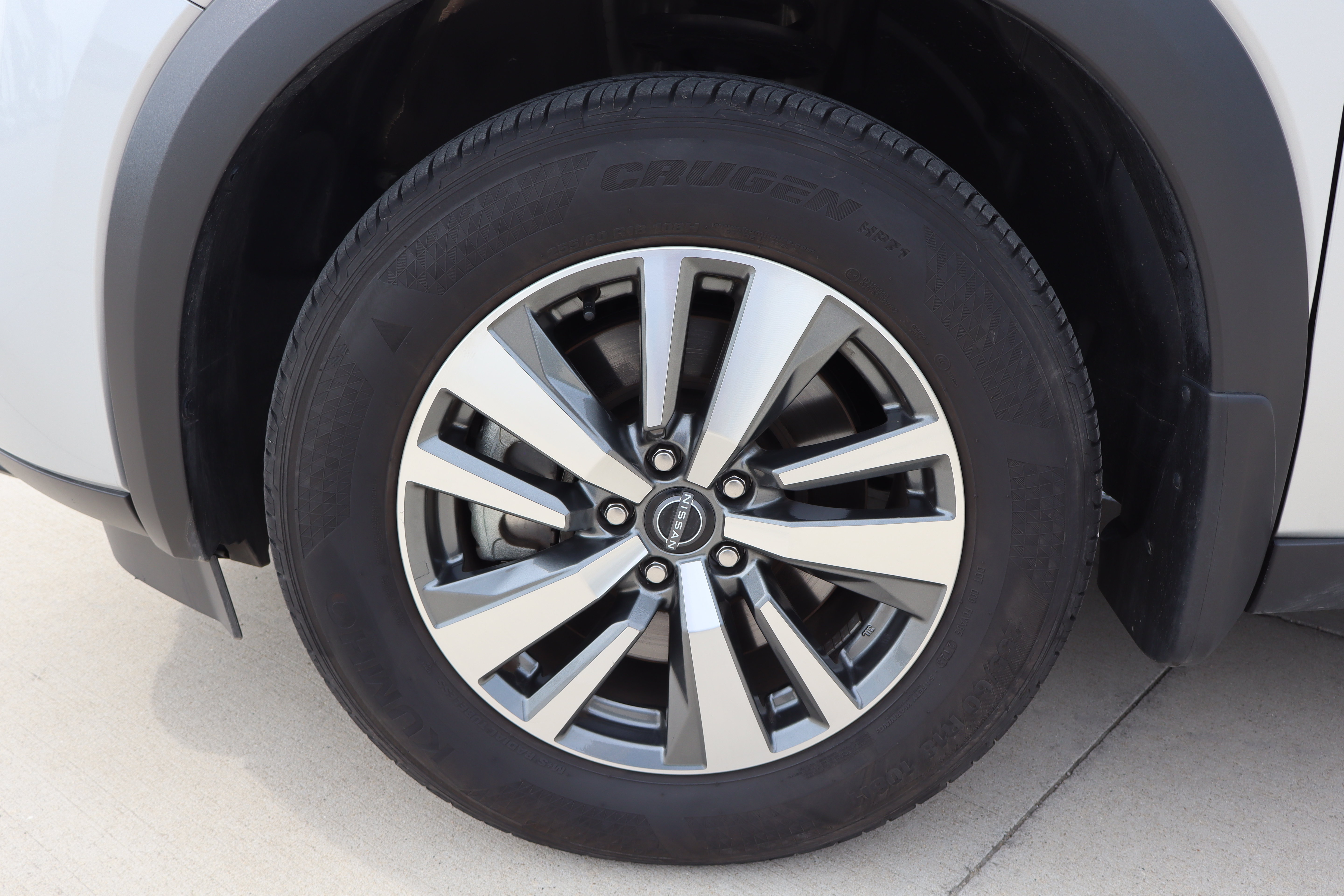 Used 2025 Nissan Pathfinder SL w/ Cargo Package AWD/4WD image 28