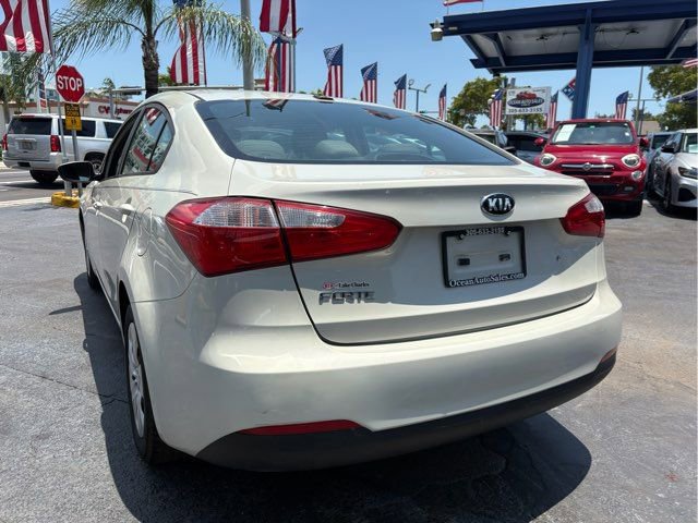 Used 2015 Kia Forte LX image 9