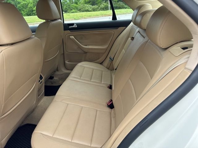 Used 2007 Volkswagen Jetta Wolfsburg Edition FWD image 14