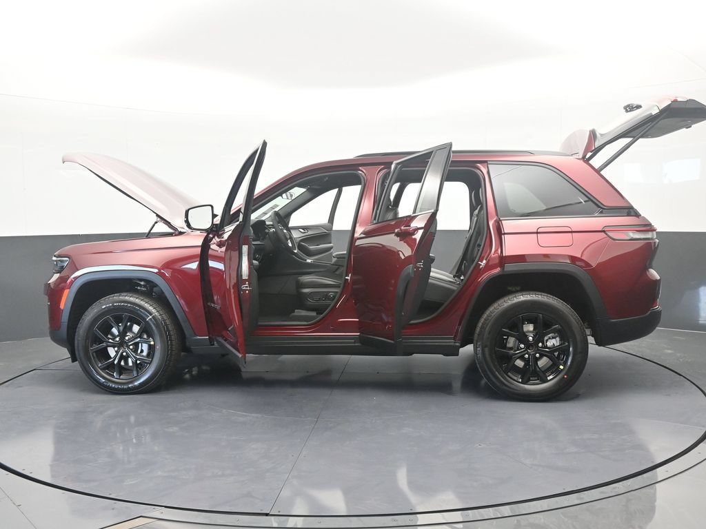 New 2025 Jeep Grand Cherokee 4WD image 68