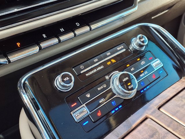 Certified 2023 Lincoln Navigator Reserve RWD image 13