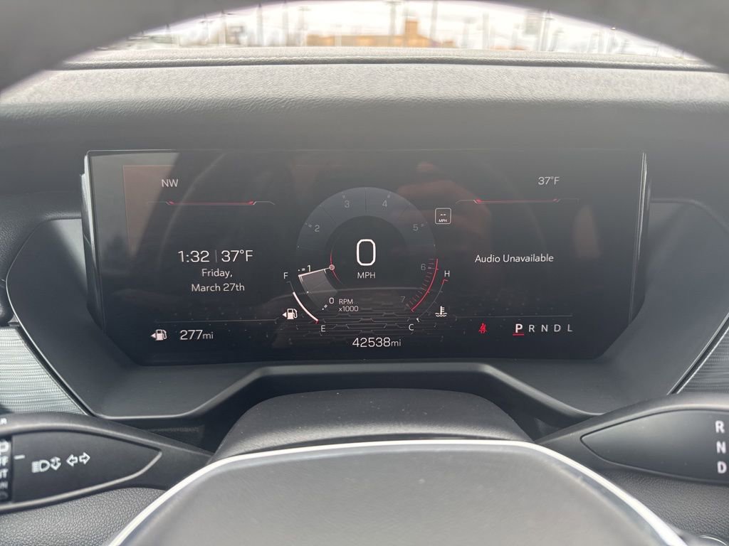 Used 2024 GMC Acadia Elevation image 29