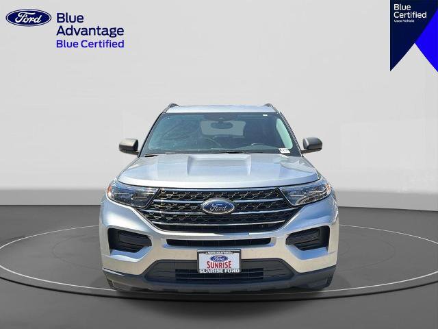 Certified 2023 Ford Explorer XLT RWD image 3