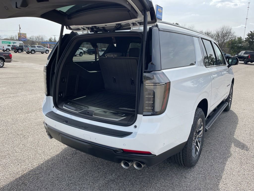 New 2026 Chevrolet Suburban Z71 w/ Z71 Off-Road Package image 35