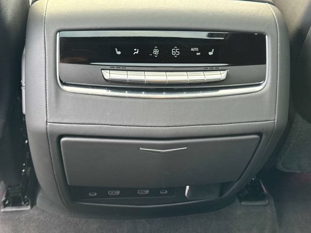 Certified 2026 Cadillac Escalade ESV Sport w/ LPO, ONYX Package AWD/4WD image 18