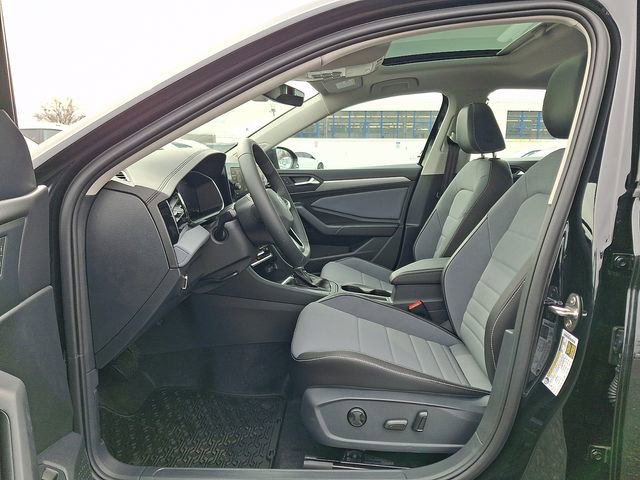New 2026 Volkswagen Jetta SE image 6