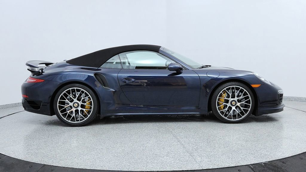 Used 2015 Porsche 911 Turbo S image 6