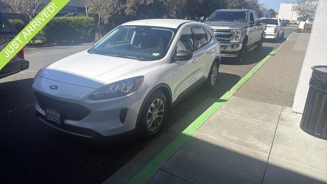 Certified 2022 Ford Escape SE w/ Convenience Package image 1