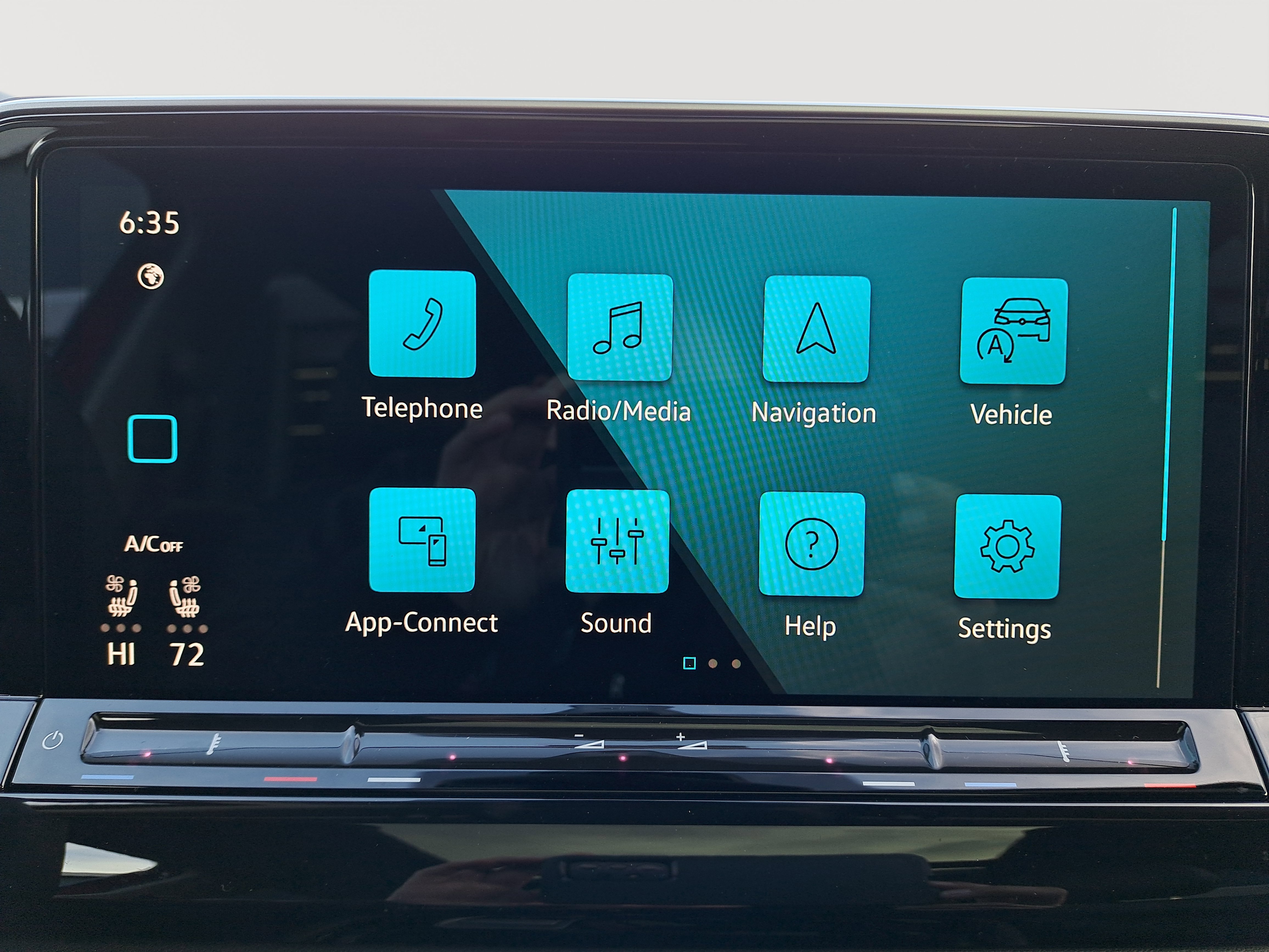 New 2025 Volkswagen Atlas SEL image 22