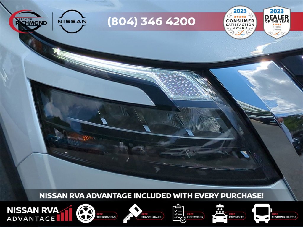 New 2025 Nissan Pathfinder SV w/ SV Premium Package image 11