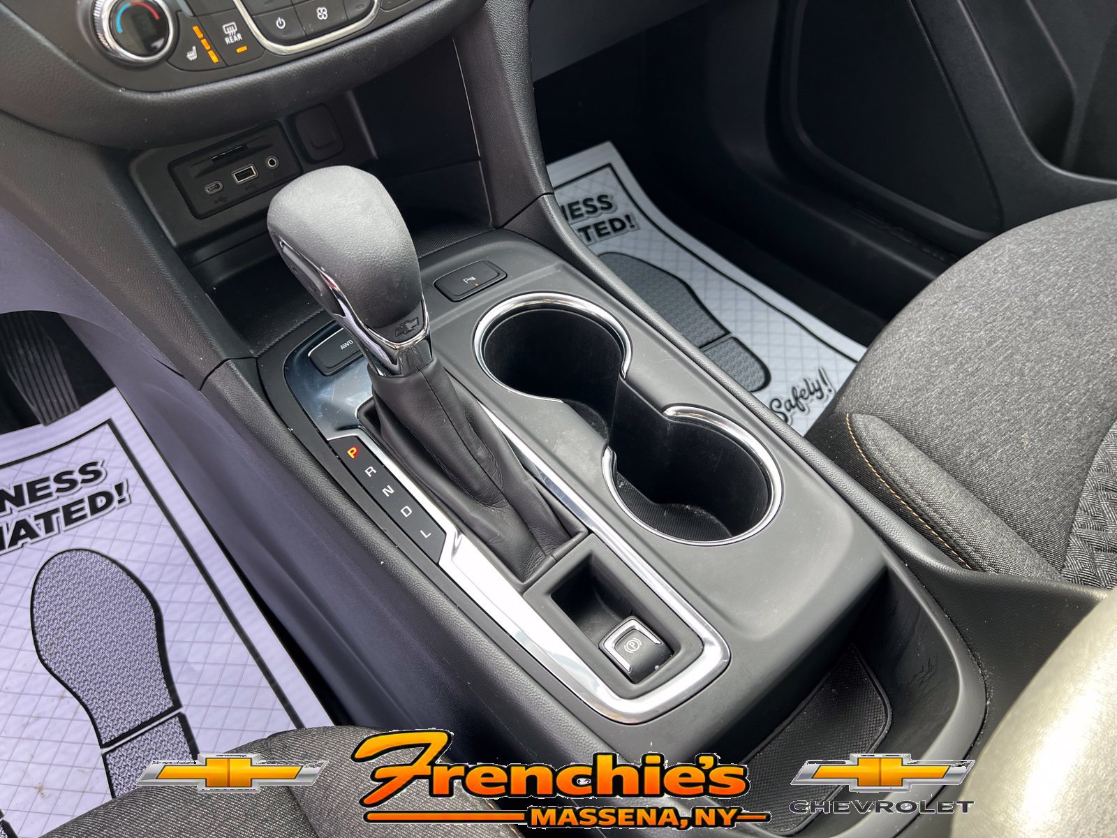 Used 2023 Chevrolet Equinox LT AWD/4WD image 18