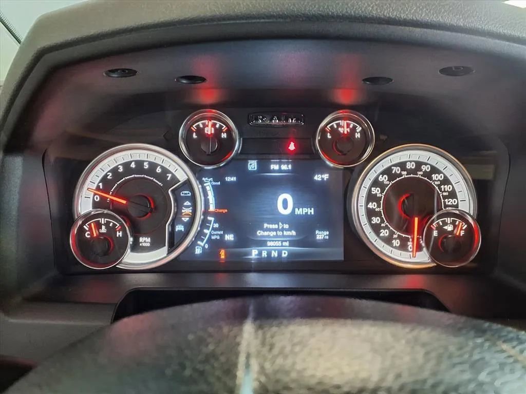 Used 2013 RAM 1500 Big Horn AWD/4WD image 24