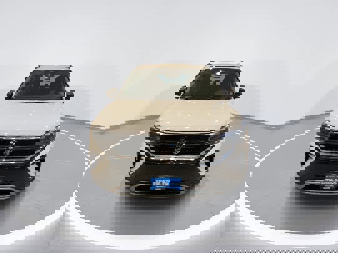 Used 2023 Volkswagen Taos S image 3