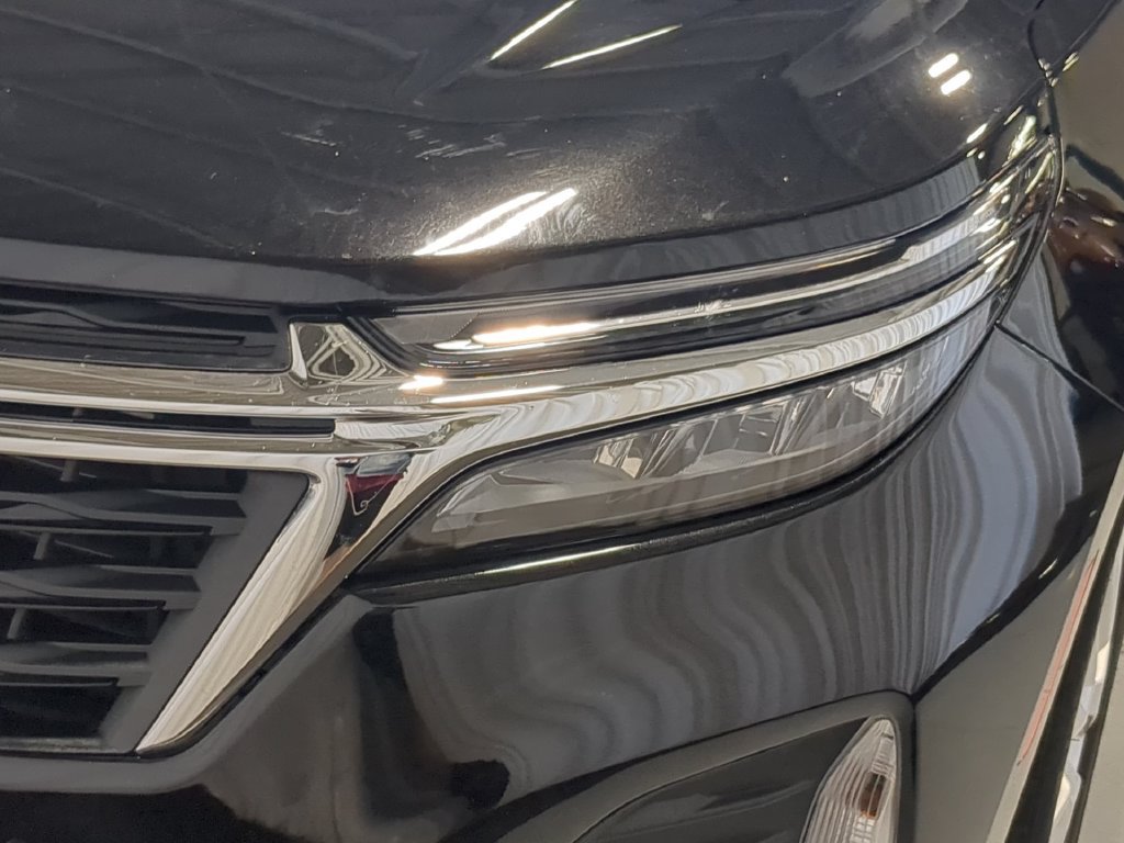 Used 2024 Chevrolet Equinox LT FWD image 14