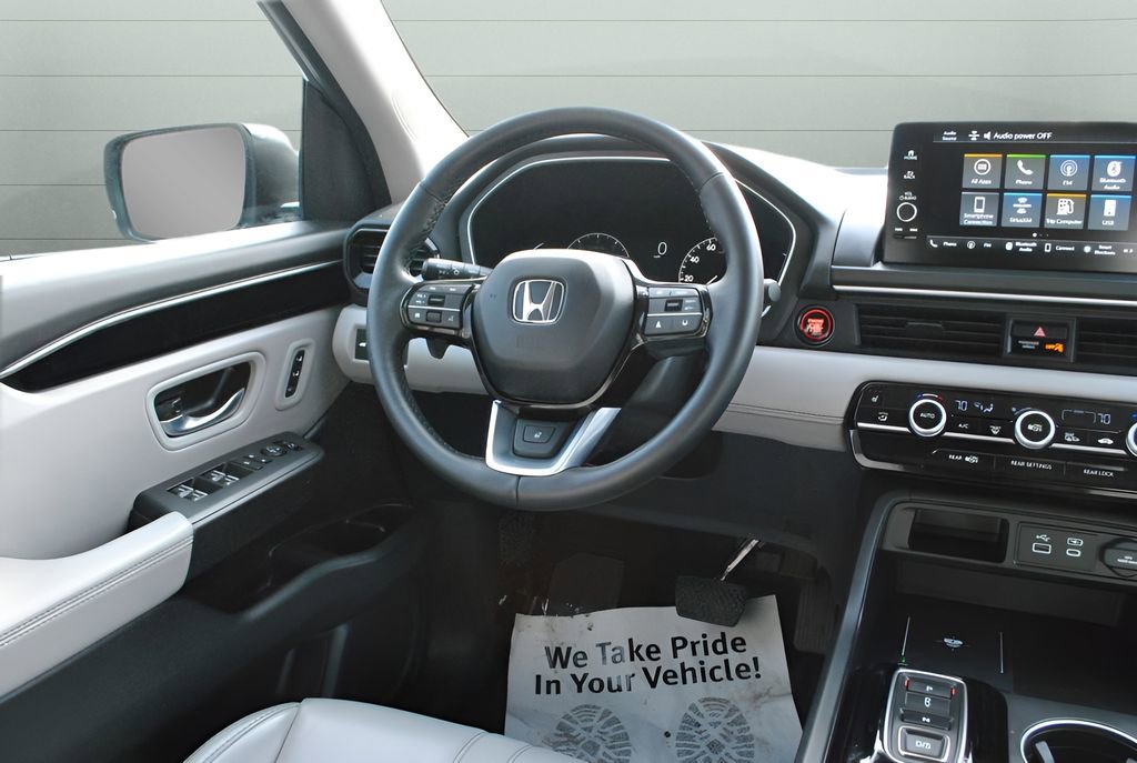 Certified 2025 Honda Pilot EX-L image 29