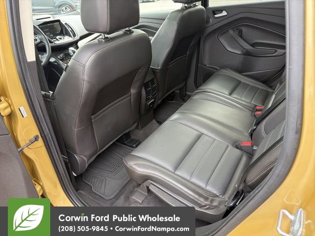 Used 2015 Ford Escape Titanium w/ Canadian Touring Package image 28