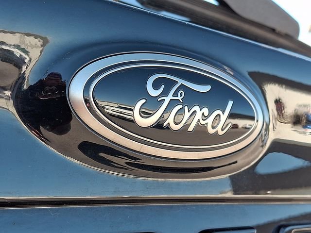 Used 2023 Ford Edge SE image 28