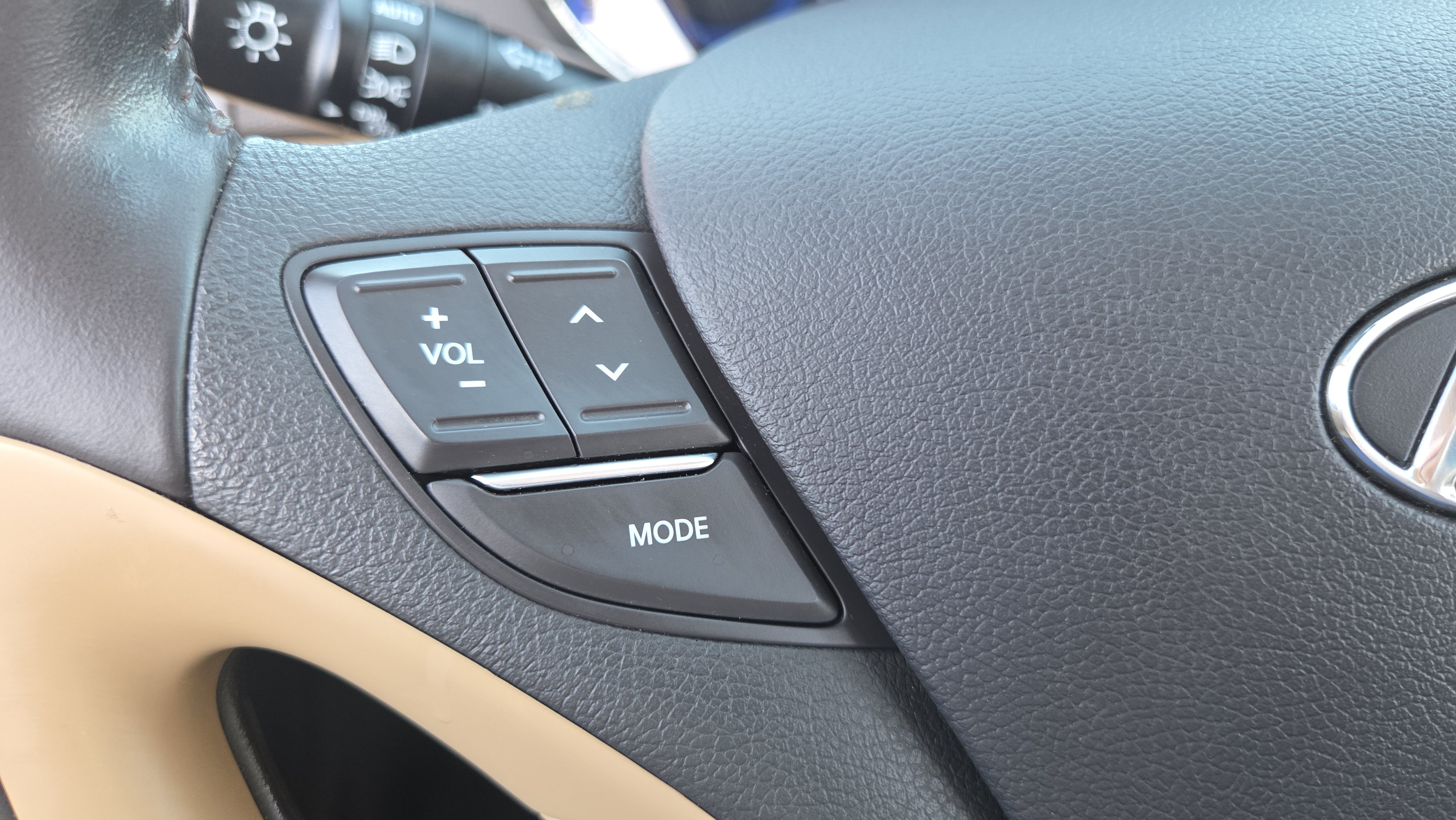 Used 2014 Hyundai Sonata Limited FWD image 23