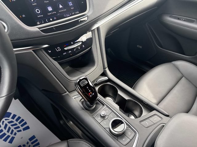 Certified 2024 Cadillac XT6 Luxury w/ LPO, Floor Liner Package AWD/4WD image 46