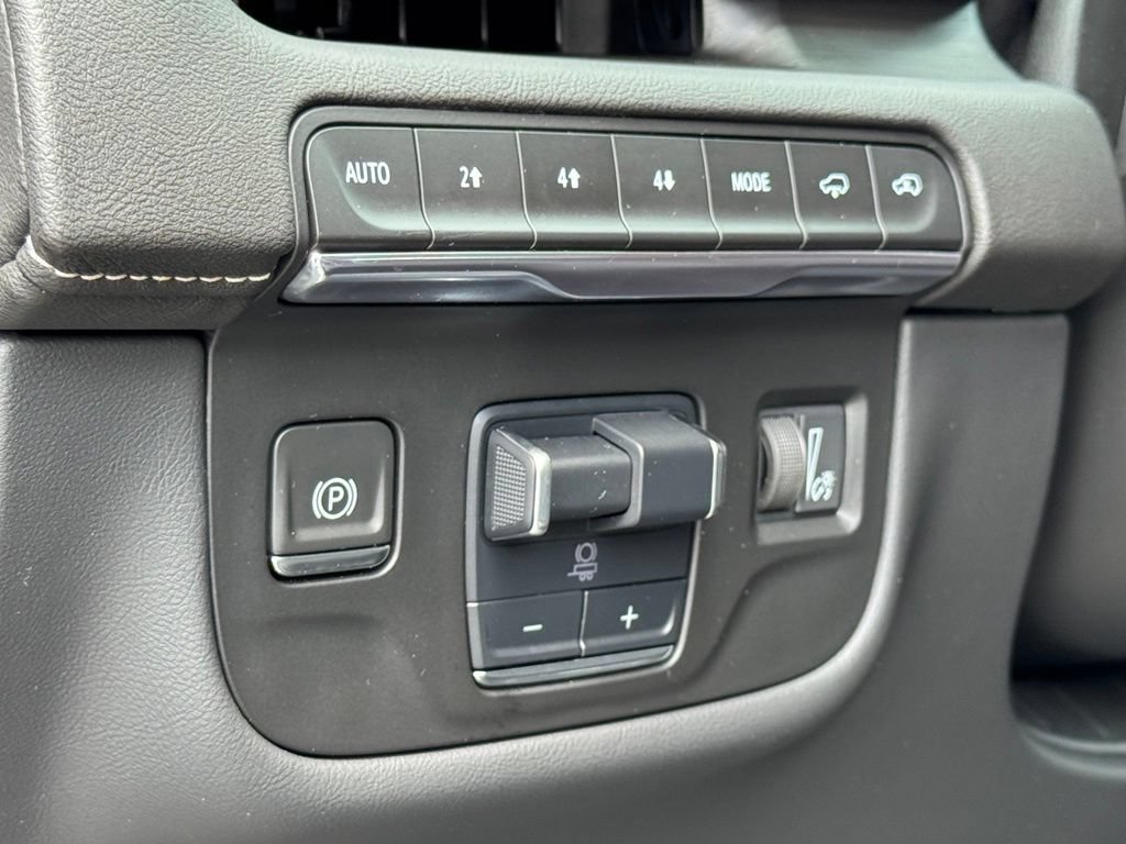 Certified 2024 Cadillac Escalade Sport w/ Touring Package AWD/4WD image 22