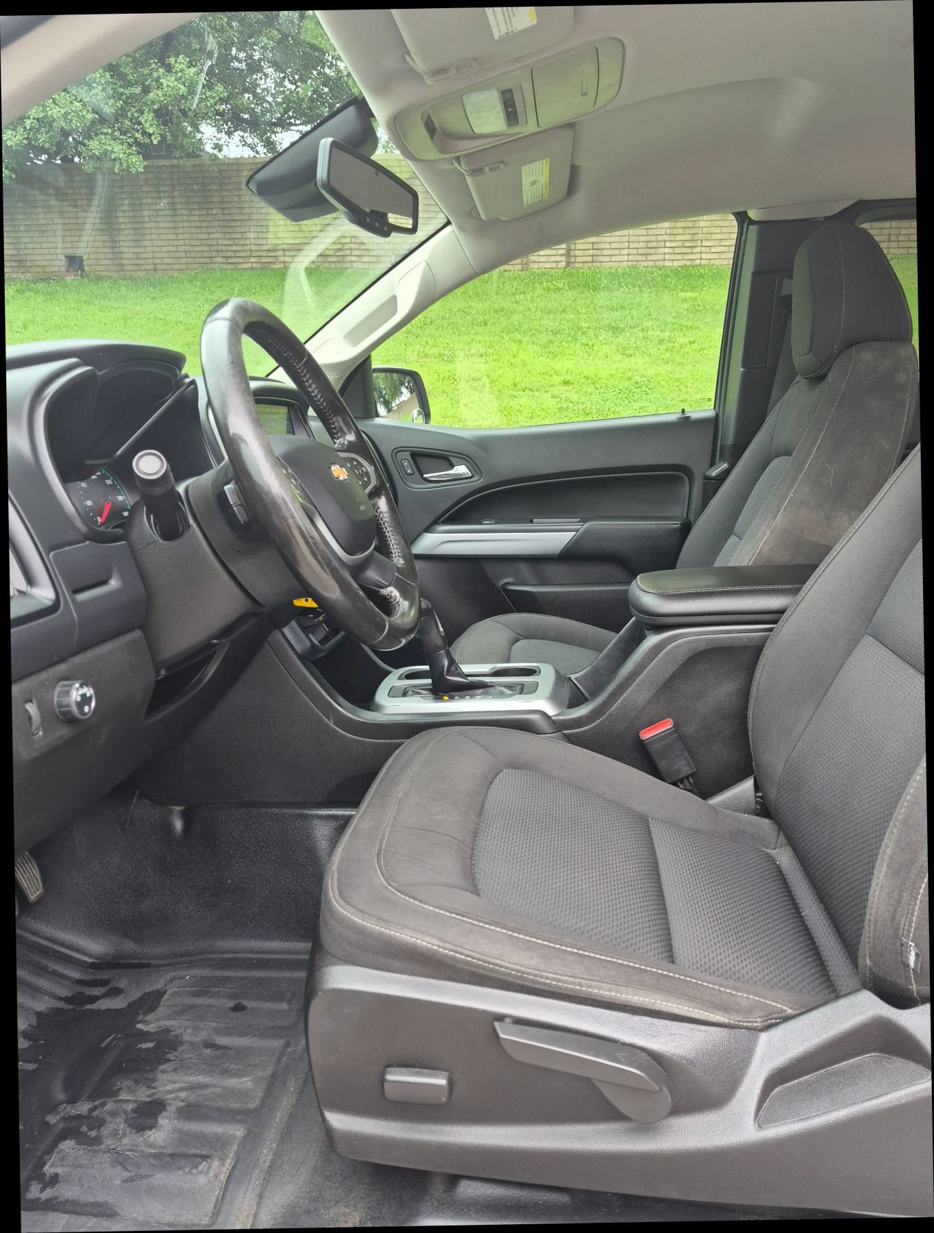 Used 2021 Chevrolet Colorado LT w/ Fleet Safety Package RWD image 20