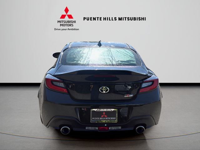Used 2024 Toyota GR86 Premium RWD image 6