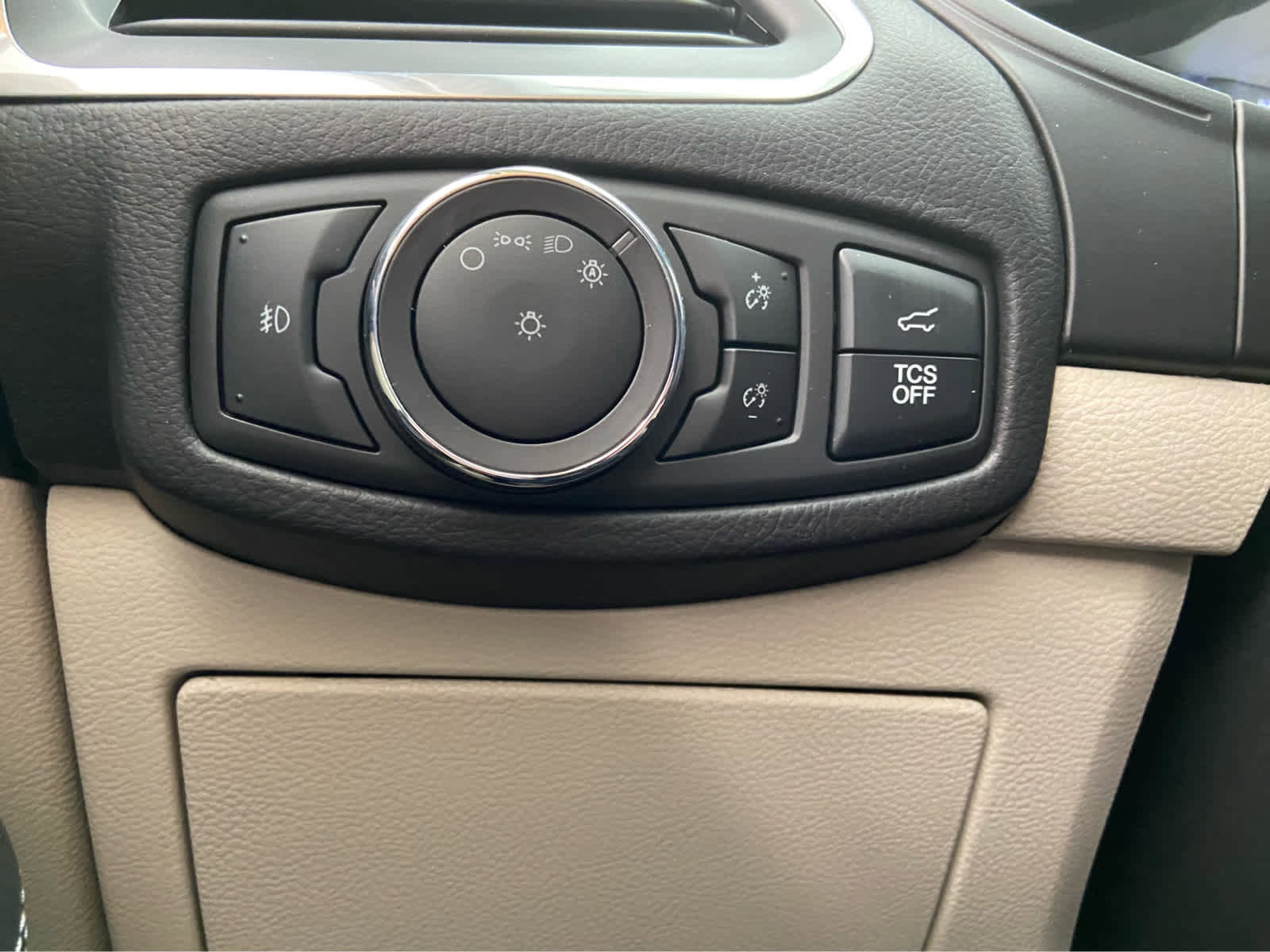 Used 2023 Ford Edge Titanium w/ Equipment Group 301A image 36