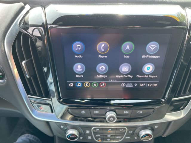 Used 2022 Chevrolet Traverse Premier FWD image 22