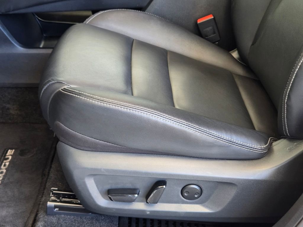 Used 2023 Nissan Rogue SL w/ SL Premium Package FWD image 14