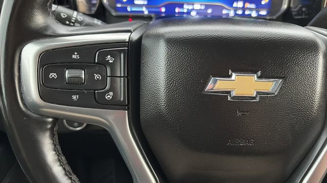 Used 2025 Chevrolet Silverado 1500 LT AWD/4WD image 14
