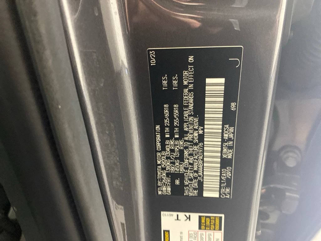 Certified 2023 Lexus RZ 450e Premium w/ Accessory Package (P5) AWD/4WD image 39