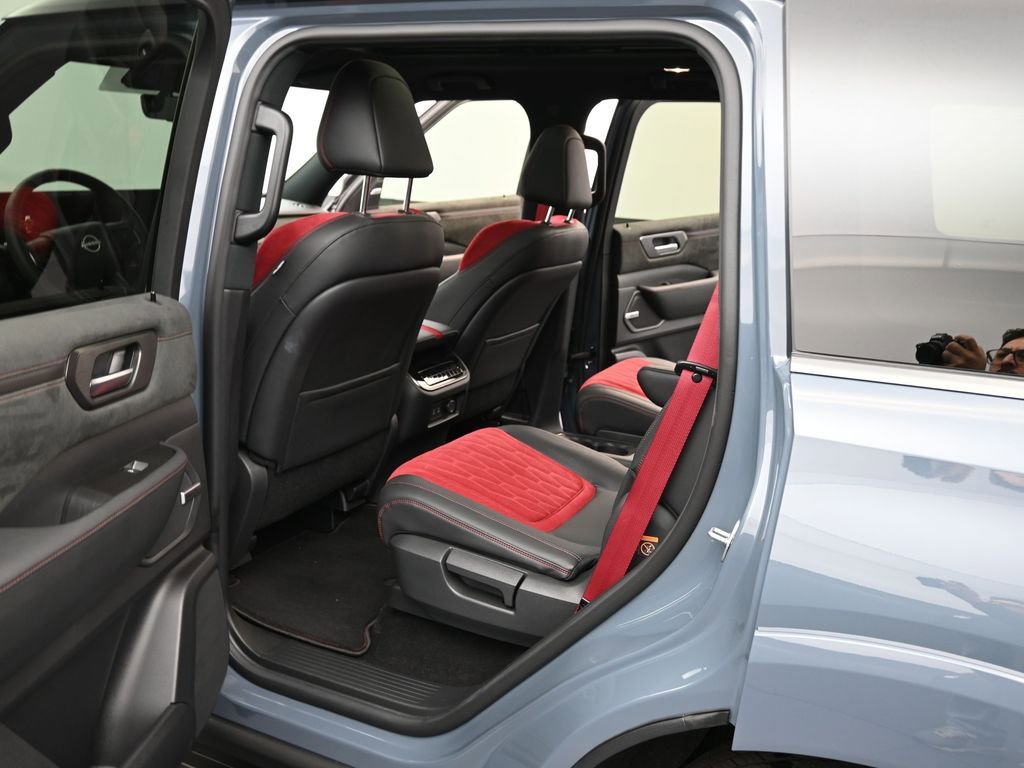 Used 2026 Nissan Armada NISMO image 12