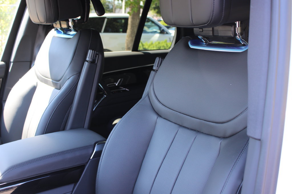 New 2026 Land Rover Range Rover SE AWD/4WD image 8
