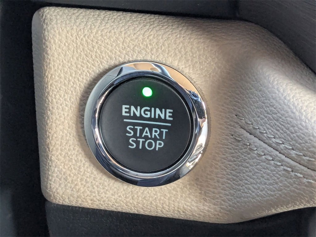 Used 2024 Ford Expedition Max Limited image 21