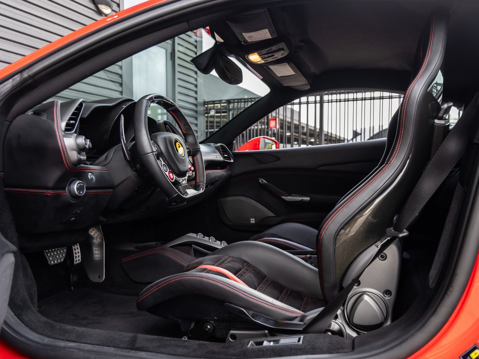 Used 2017 Ferrari 488 GTB RWD image 30