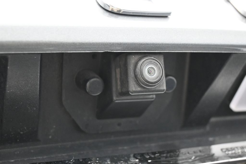 Used 2021 Nissan Rogue S FWD image 30