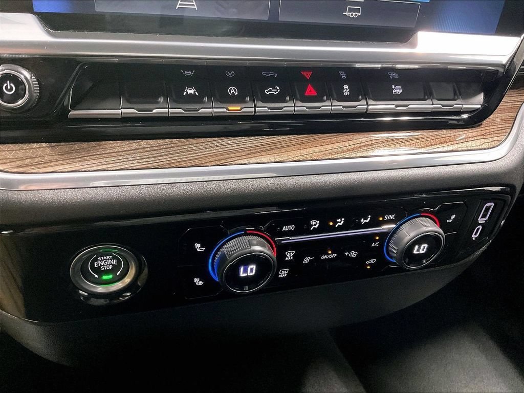 Used 2023 Chevrolet Silverado 1500 LT AWD/4WD image 25