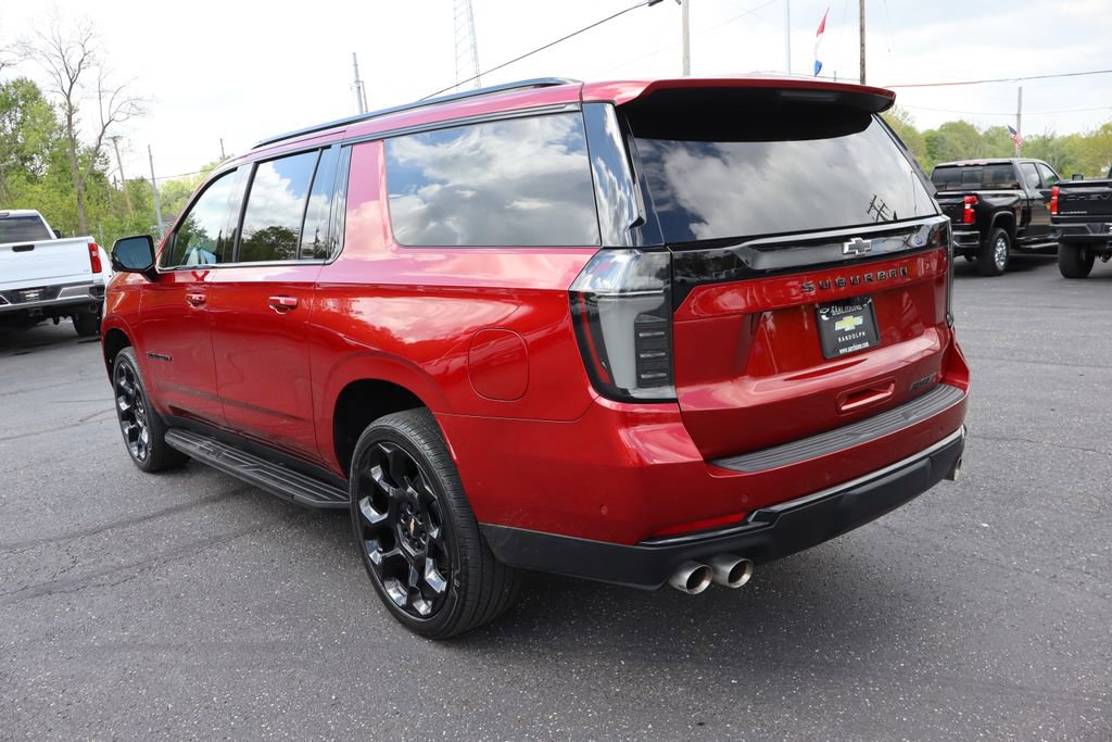 New 2026 Chevrolet Suburban RST AWD/4WD image 3