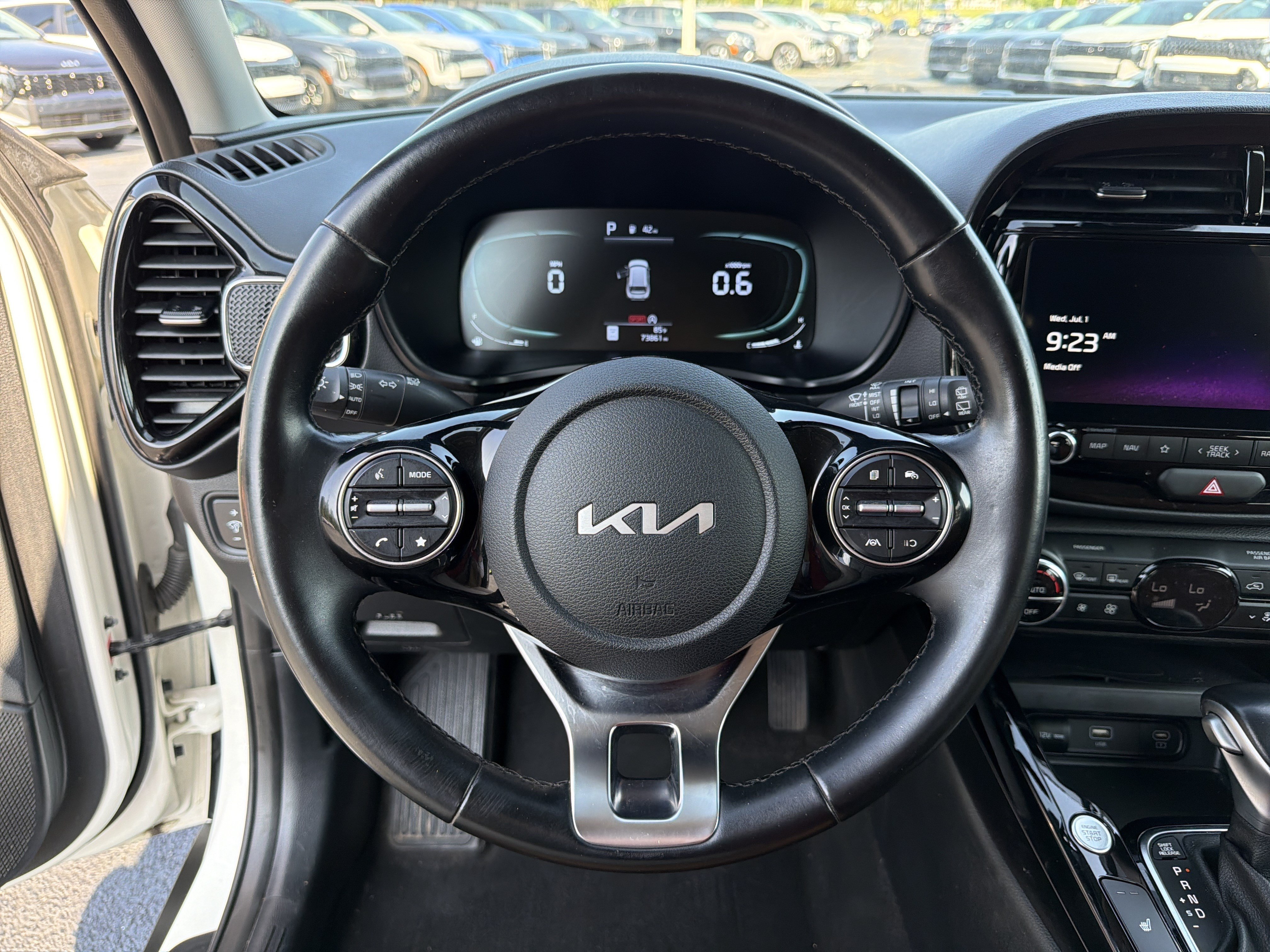 Used 2025 Kia Soul EX FWD image 21