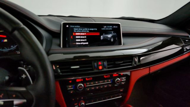 Used 2018 BMW X6 M w/ Executive Package image 23