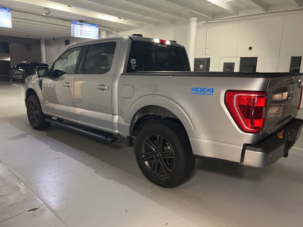 Used 2022 Ford F150 XLT w/ Equipment Group 302A High AWD/4WD image 4