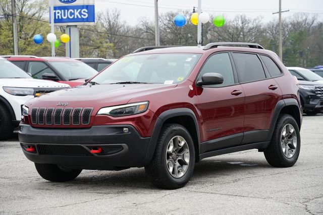 Used 2019 Jeep Cherokee Trailhawk w/ Cold Weather Group image 3