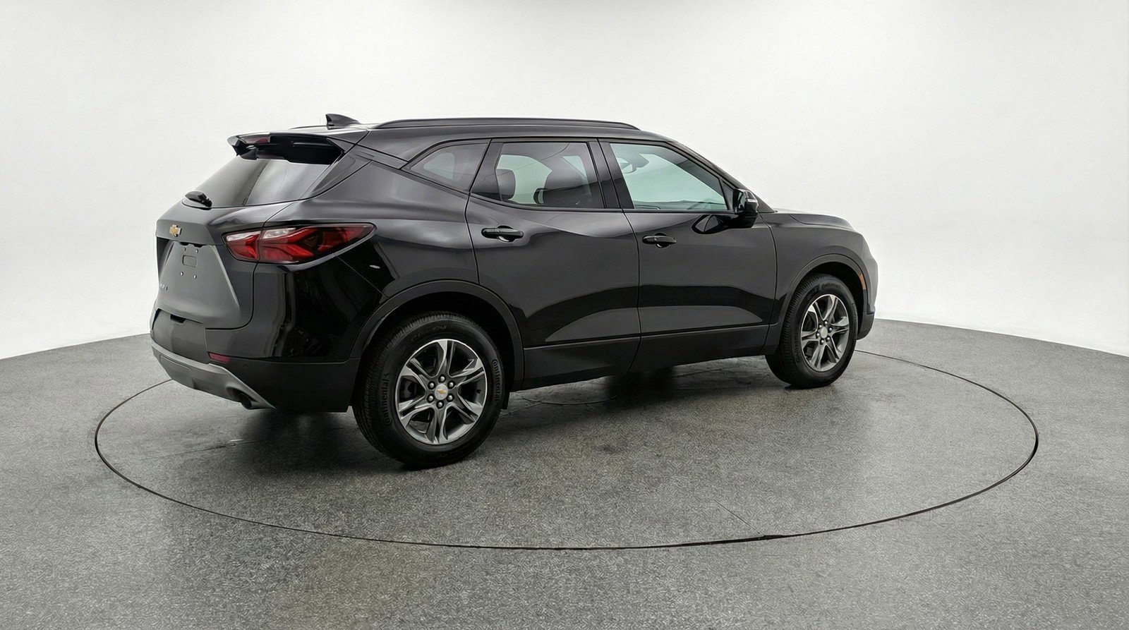 Used 2025 Chevrolet Blazer LT image 9