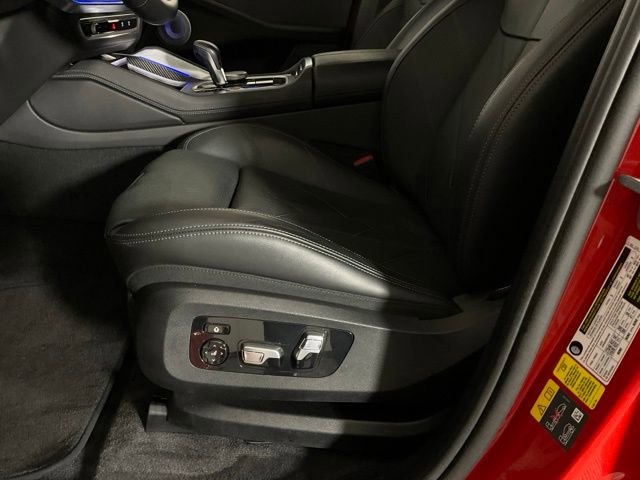 Certified 2023 BMW XM w/ M Driver's Package image 32