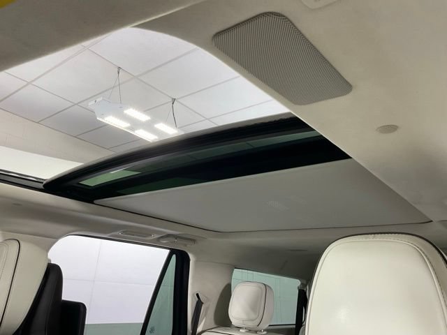 Used 2022 Lincoln Navigator L Black Label AWD/4WD image 21