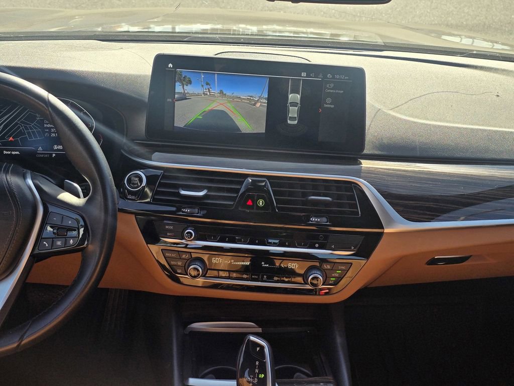 Used 2023 BMW 530i w/ Convenience Package image 17