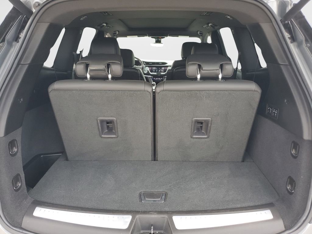 Used 2020 Cadillac XT6 Premium Luxury AWD/4WD image 9